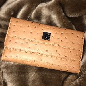 GUESS Wallet